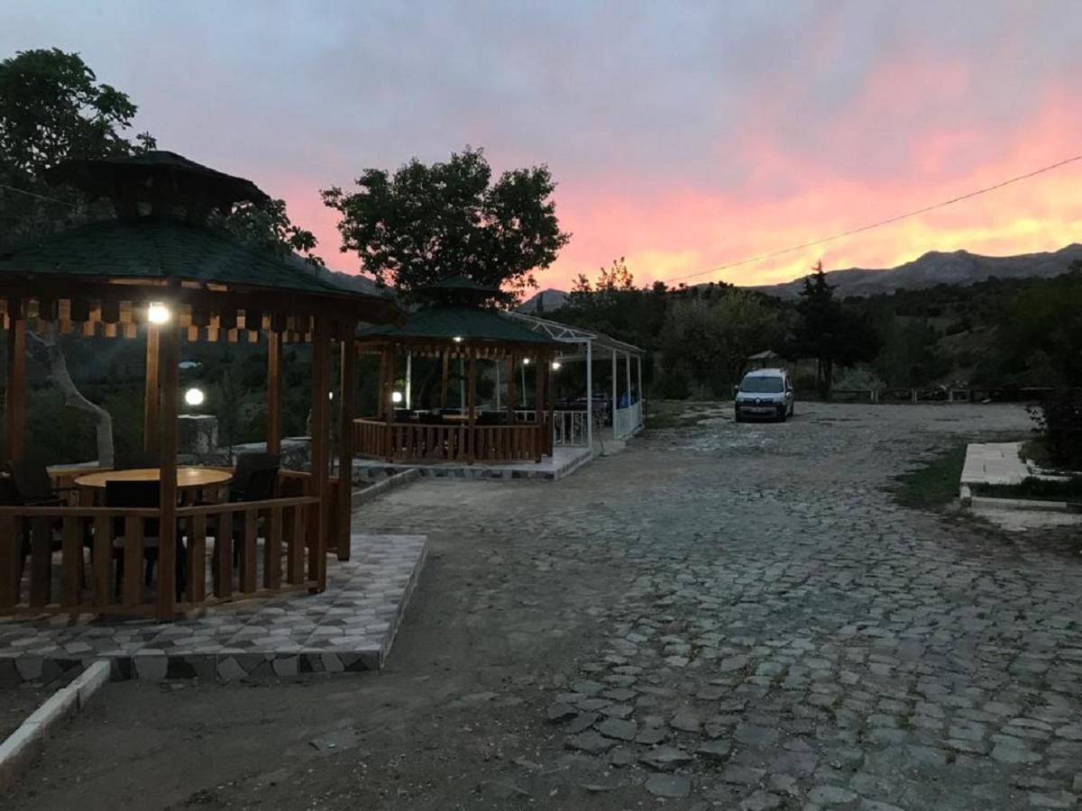 Karadut Pension Nemrut Buitenkant foto