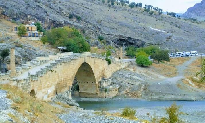 Karadut Pension Nemrut Buitenkant foto